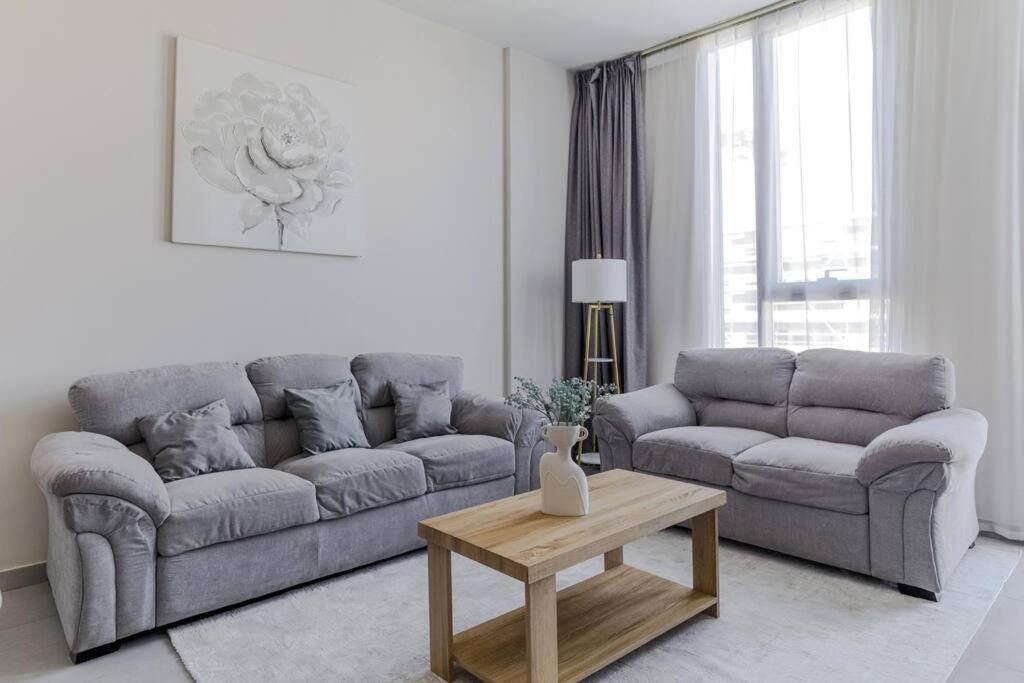 Sahab - Solo 1Br Apt In Al Jada Sharjah Eksteriør bilde